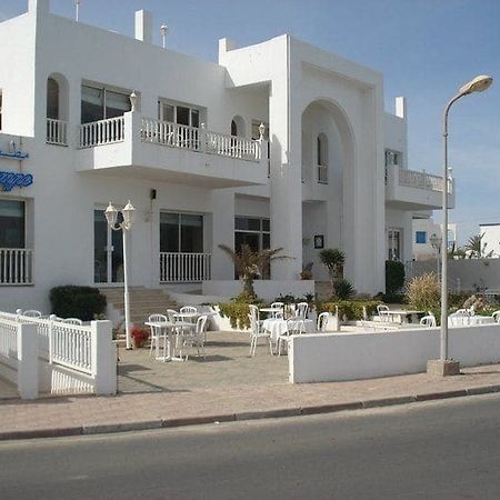 Hotel Flamingo Beach Mezraia Bagian luar foto